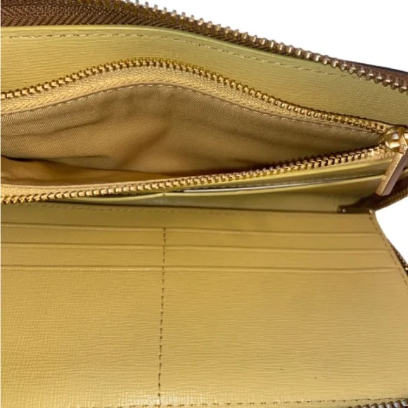 Tory Burch Tan Leather Wallet with Gold Logo NWT excellent condition. - Picture 6 of 7